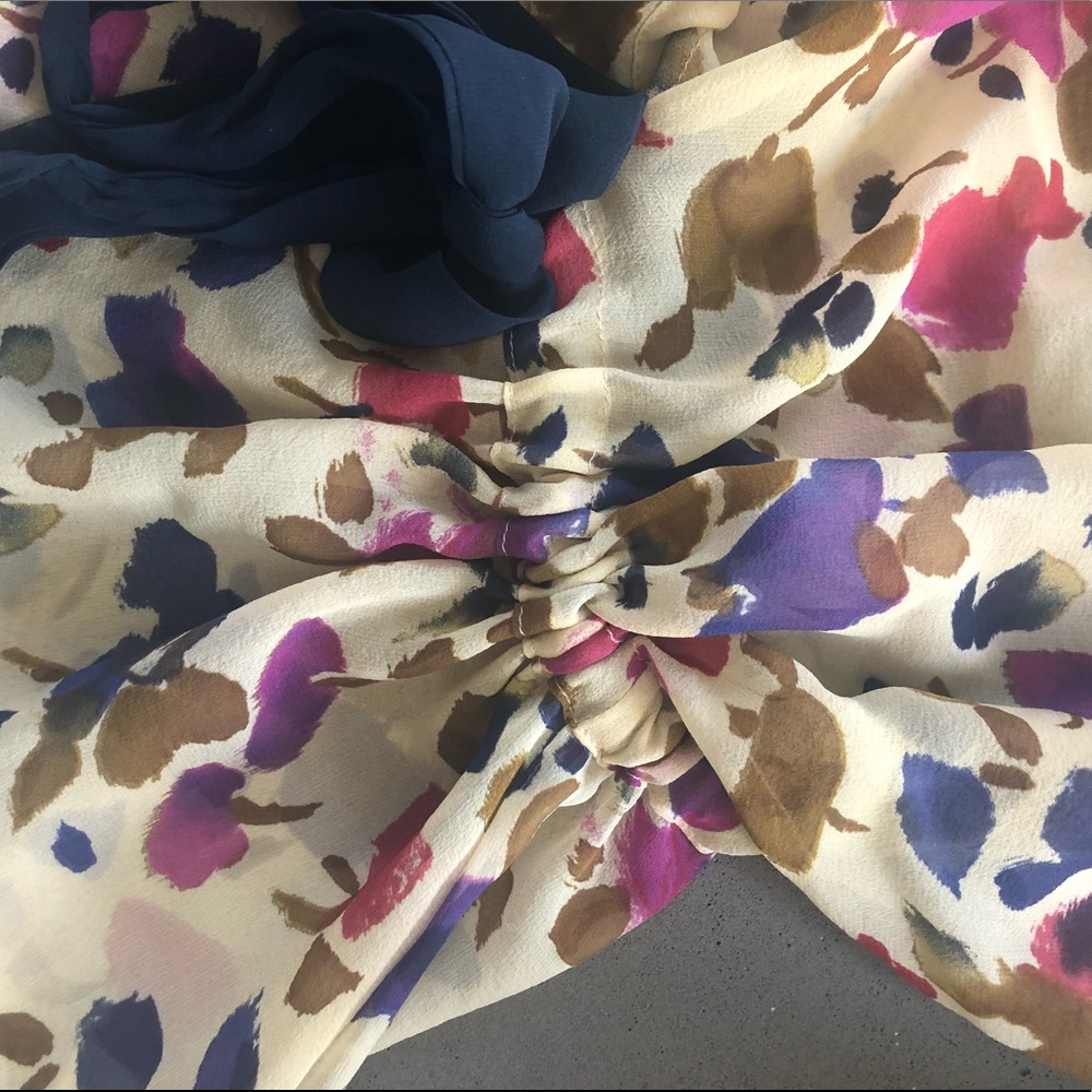 Perfect silk blouse for Fall!
